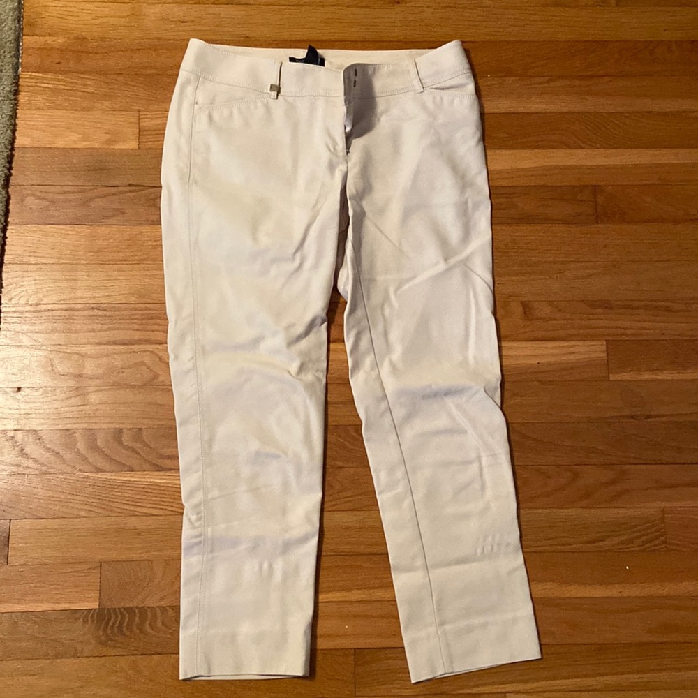 Black and white cropped khaki pant